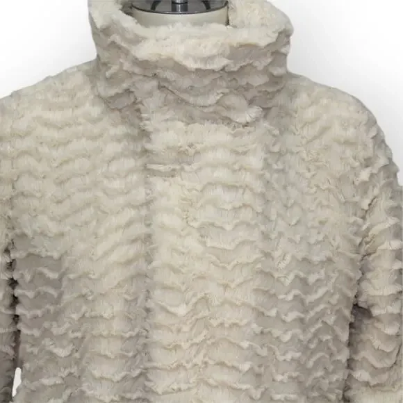 Patagonia Women's Pelage Jacket Small Pearl 28230 Apres EVEN SOFTER THAN FLEECE! - Picture 15 of 16